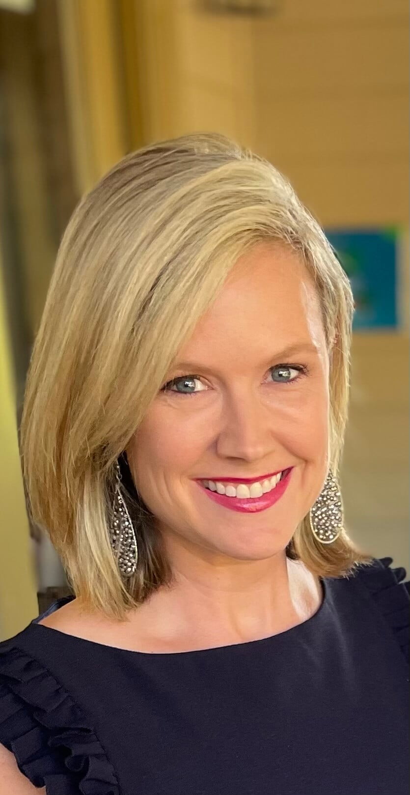 kristy-whitaker headshot